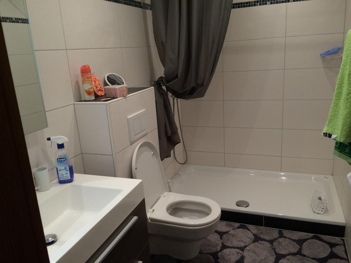 Bnb Parisod Aigle Exterior photo