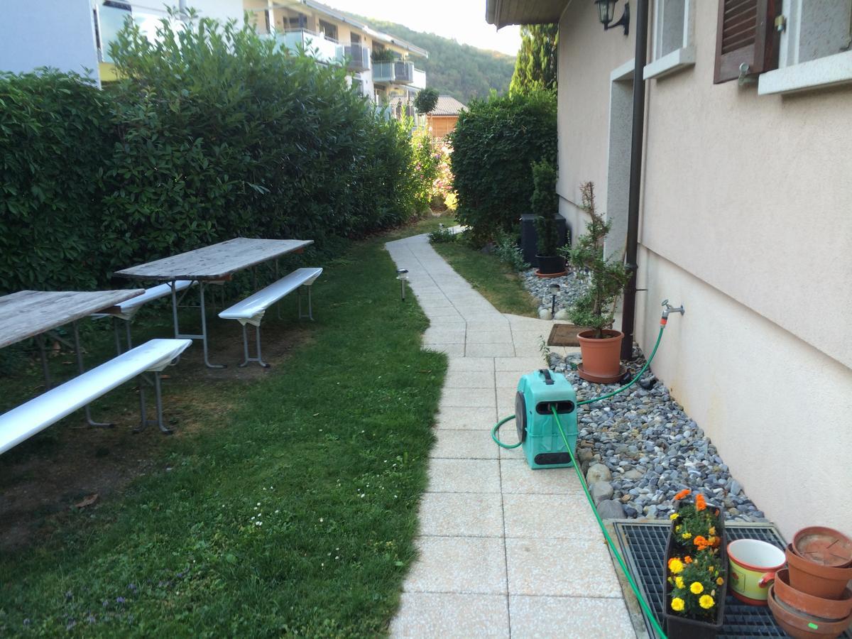 Bnb Parisod Aigle Exterior photo